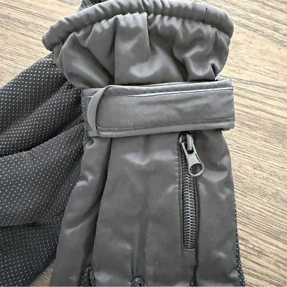 NEW! | Men's mb55 Thermalsport Black Driving Gloves with Zipper | One Size | NWT - Picture 3 of 5